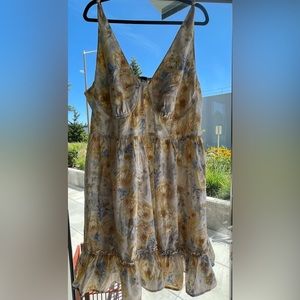 Cider Dress Size 4XL NWT